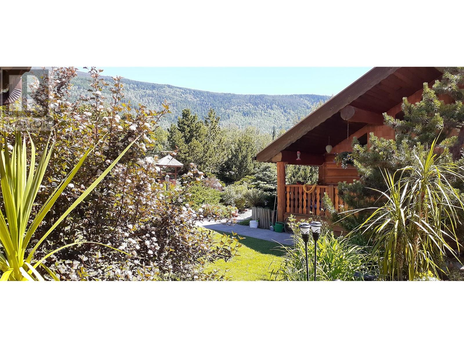 5177 CLEARWATER VALLEY Road, Clearwater