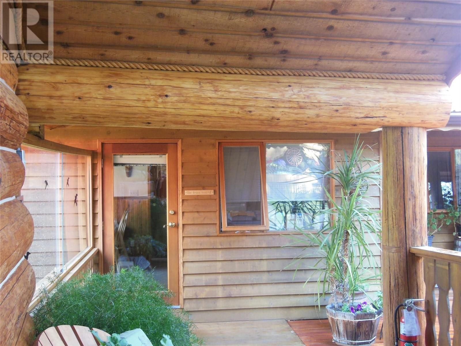 5177 CLEARWATER VALLEY Road, Clearwater