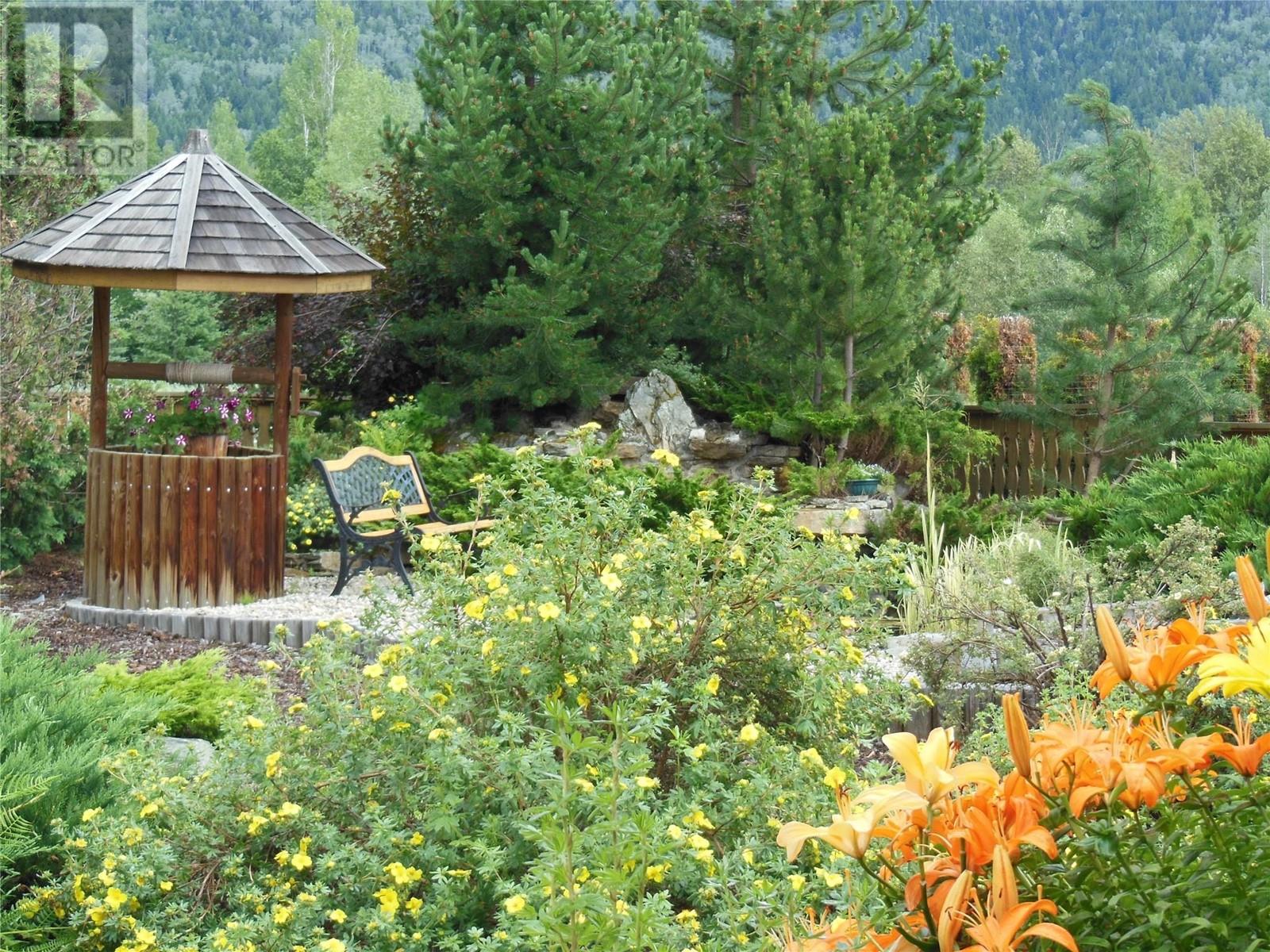 5177 CLEARWATER VALLEY Road, Clearwater