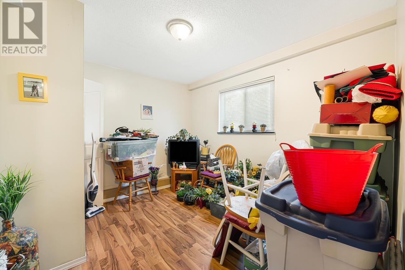Photo 18 of 2119 Salisbury Avenue, Port Coquitlam BC