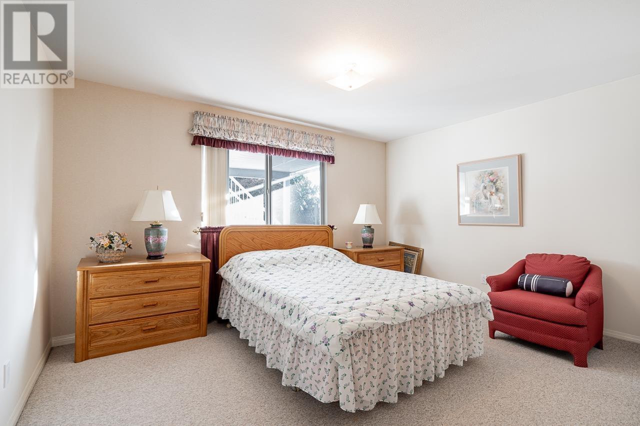 6958 GRAY AVENUE, Burnaby