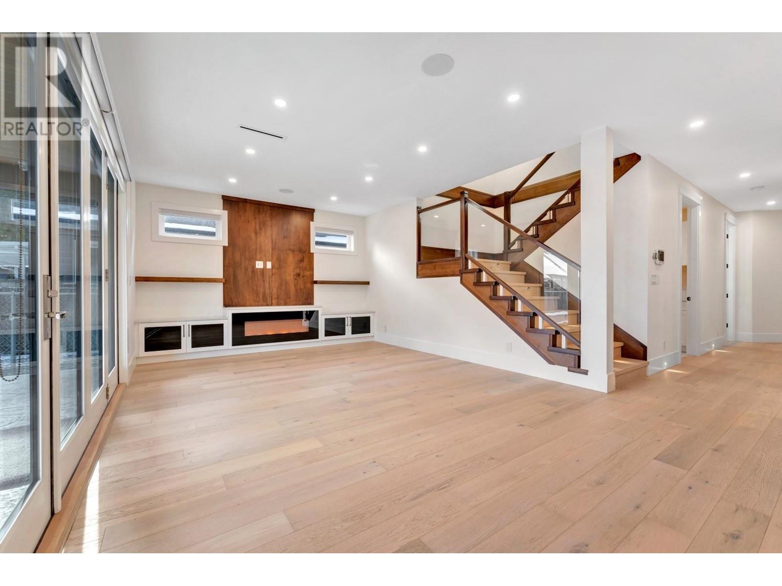 5094A BENTLEY DRIVE, Delta real estate listing R2965325