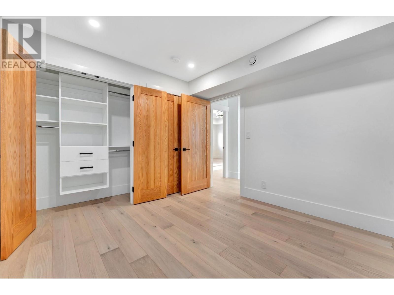 5094A BENTLEY DRIVE, Delta real estate listing R2965325