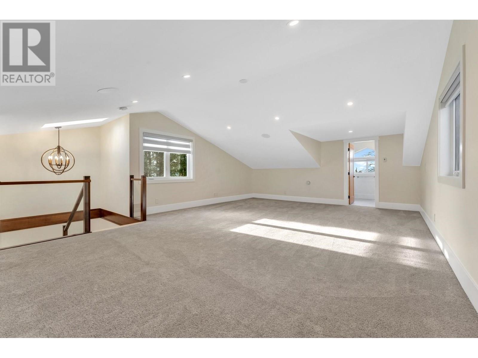 5094A BENTLEY DRIVE, Delta real estate listing R2965325