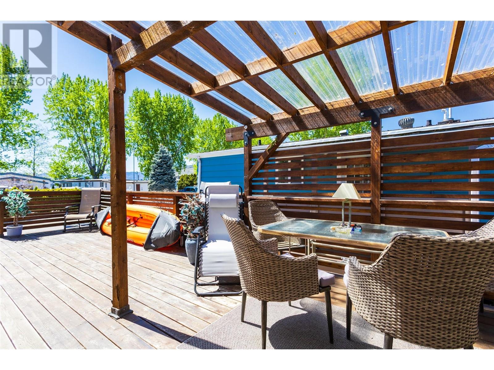 15 2095 Boucherie Road, Westbank