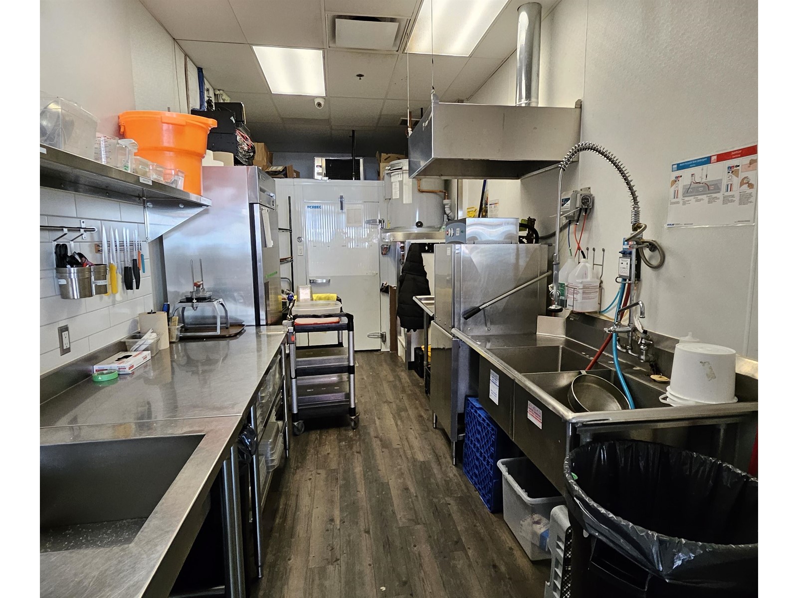 100 15161 56 AVENUE, Surrey