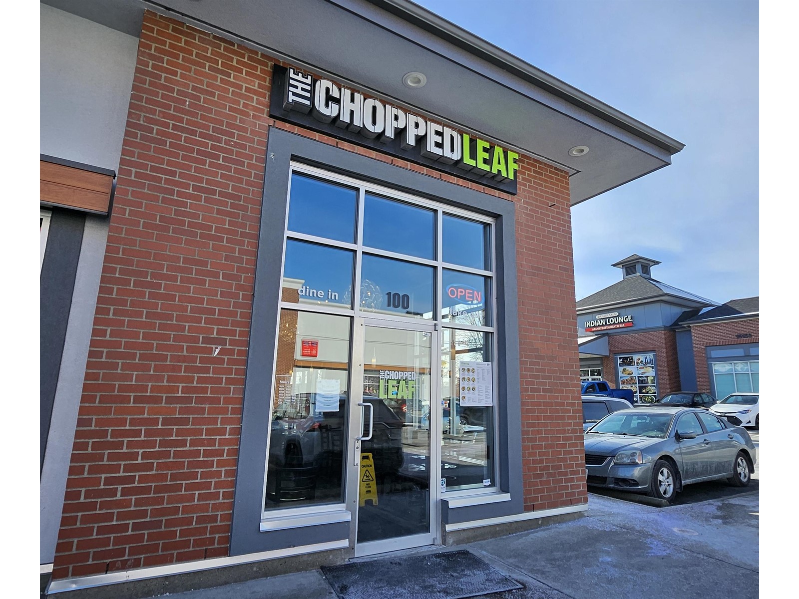 100 15161 56 AVENUE, Surrey