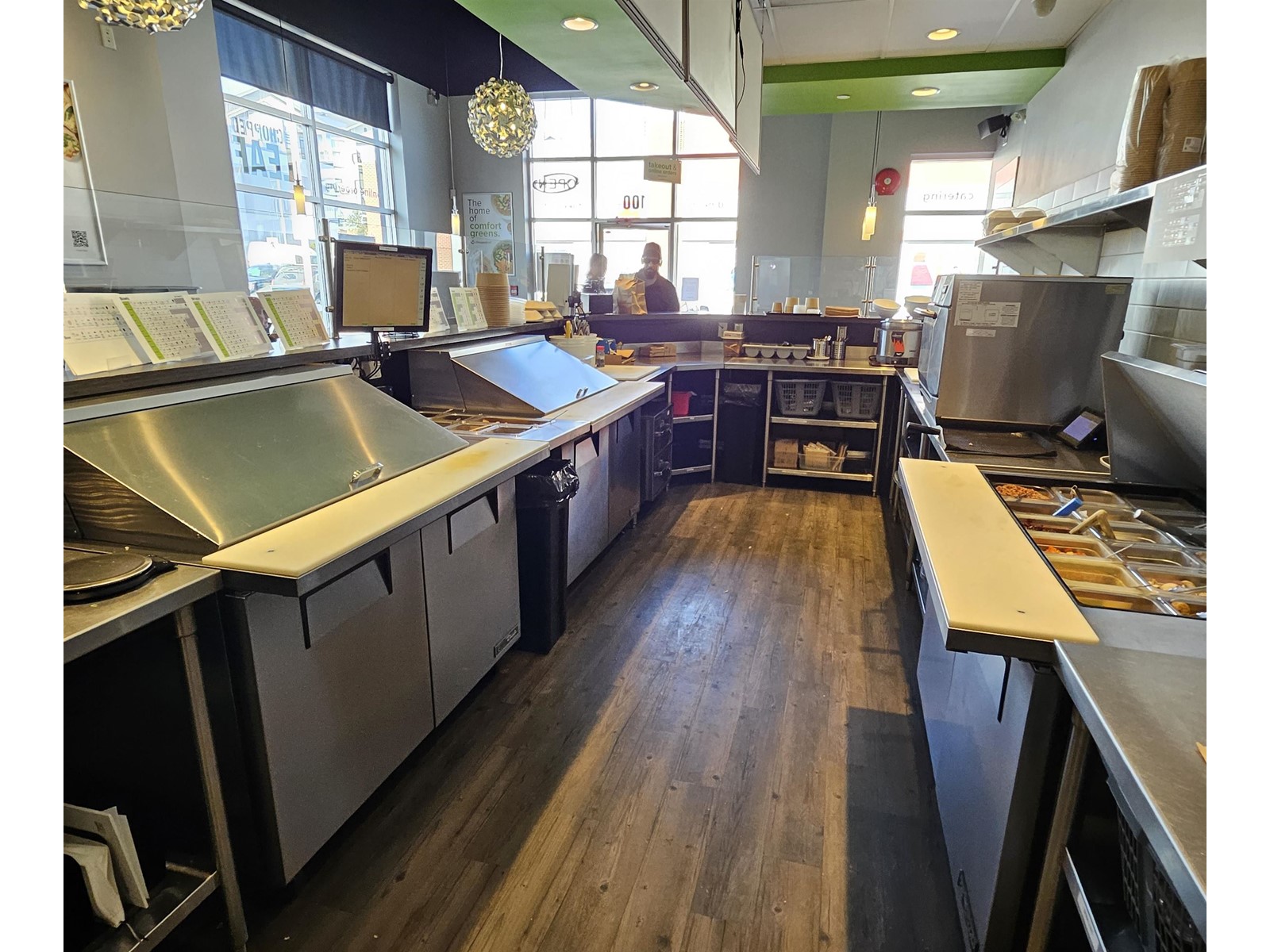 100 15161 56 AVENUE, Surrey