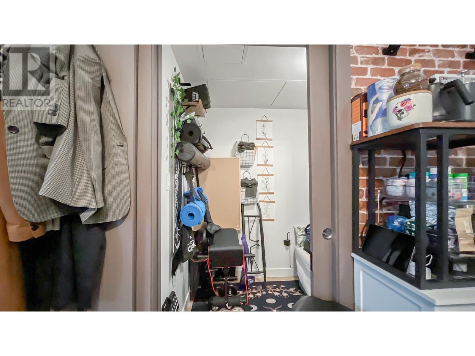 Photo 18 of 1205 68 Smithe Street, Vancouver BC