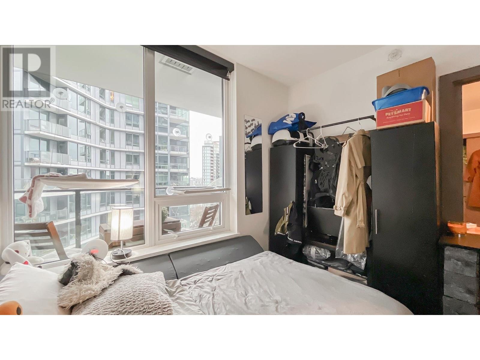 Photo 16 of 1205 68 Smithe Street, Vancouver BC