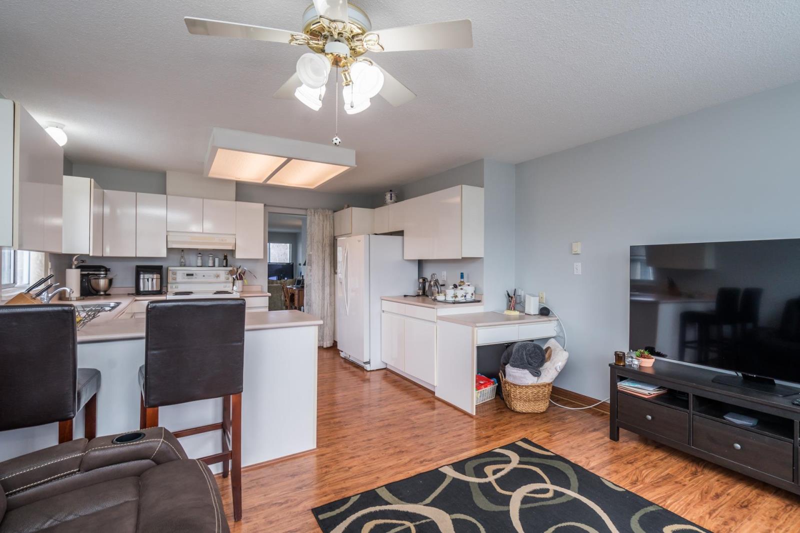 16 8533 BROADWAY STREET, Chilliwack Proper South, Chilliwack real estate listing R2964926