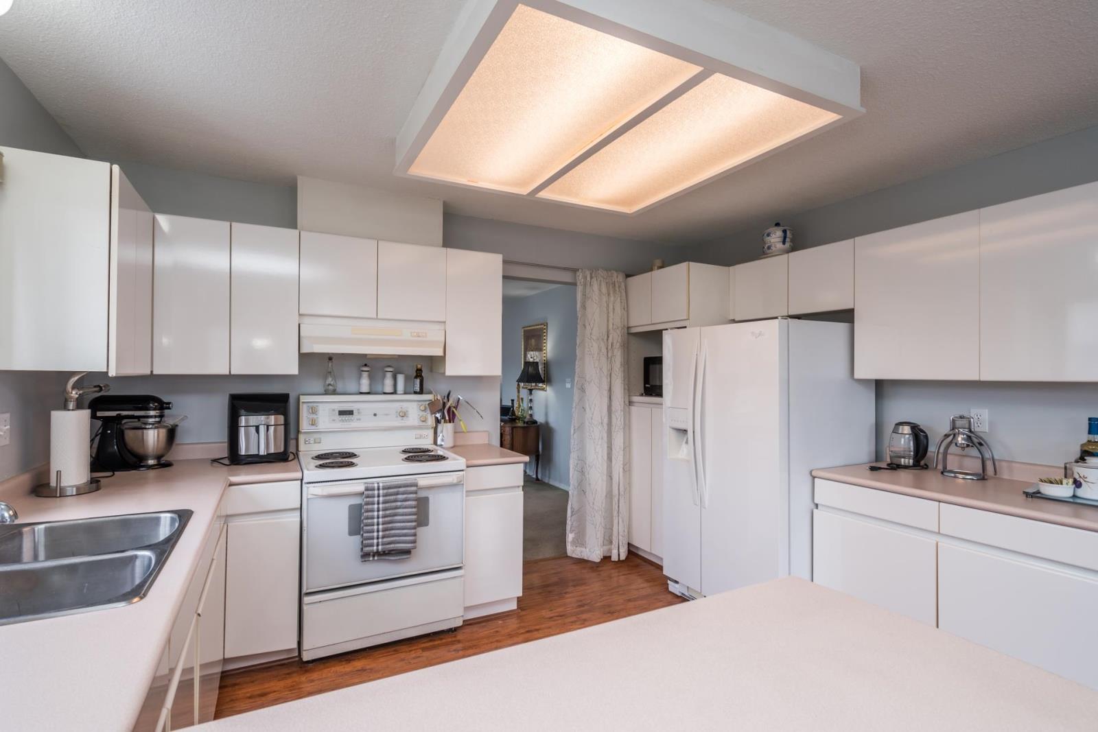16 8533 BROADWAY STREET, Chilliwack Proper South, Chilliwack real estate listing R2964926