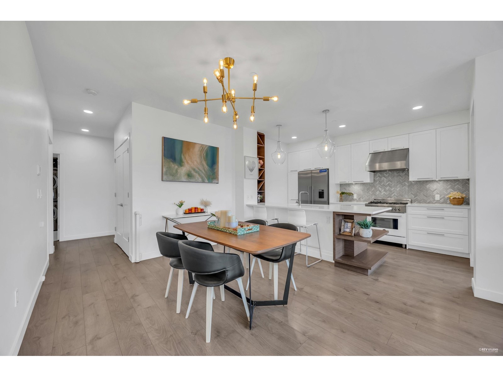502 33530 MAYFAIR AVENUE, Abbotsford real estate listing R2943767