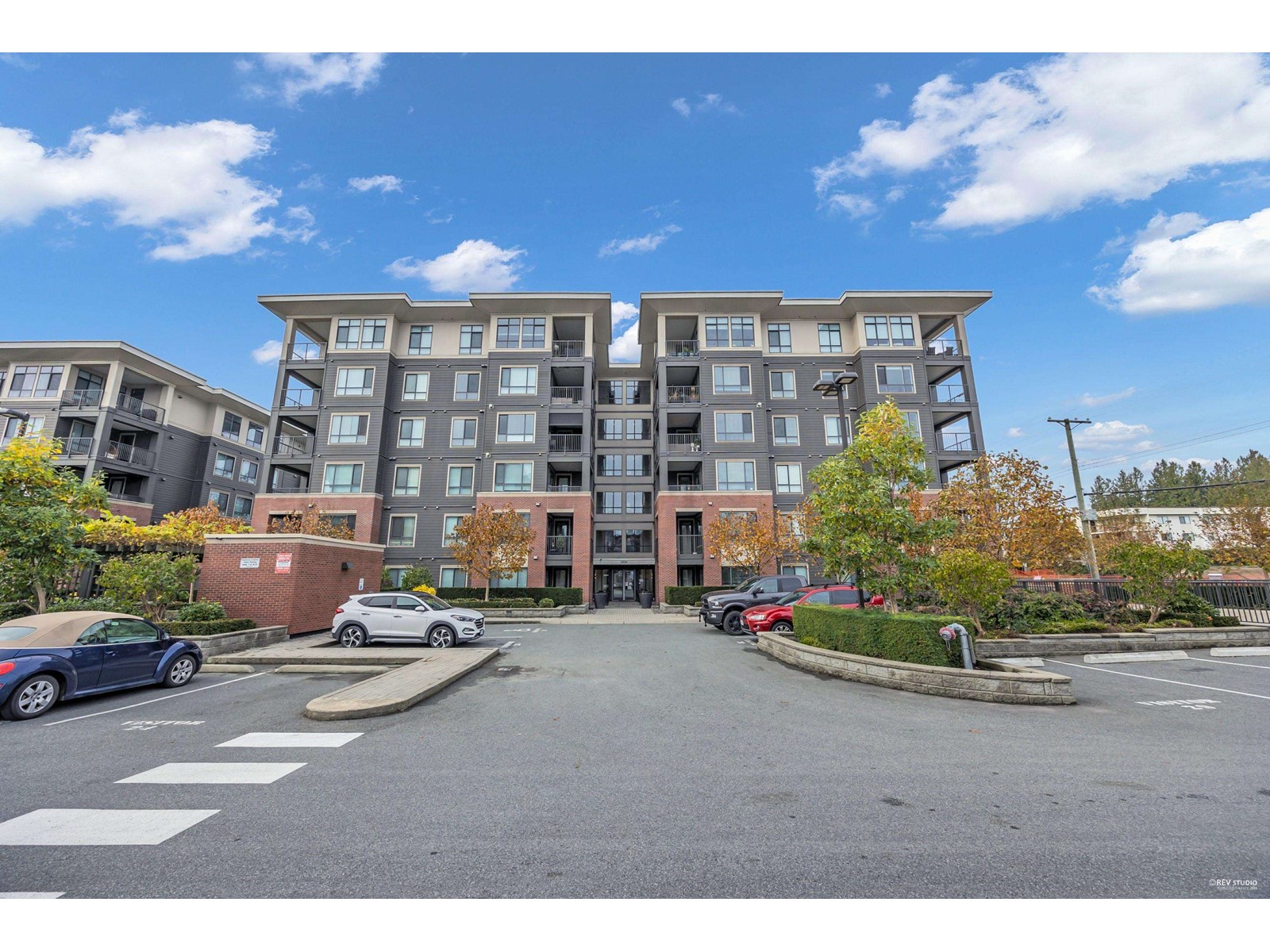 502 33530 MAYFAIR AVENUE, Abbotsford real estate listing R2943767
