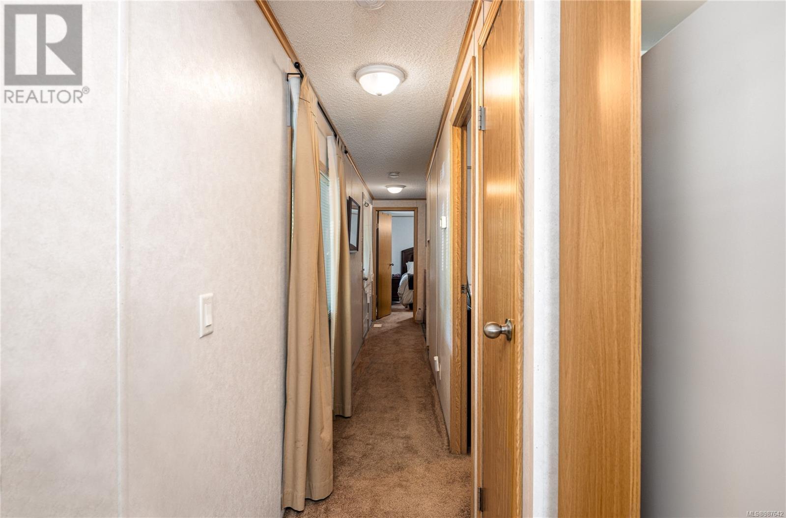 Photo 17 of 701 Kelsey Way, Sayward BC