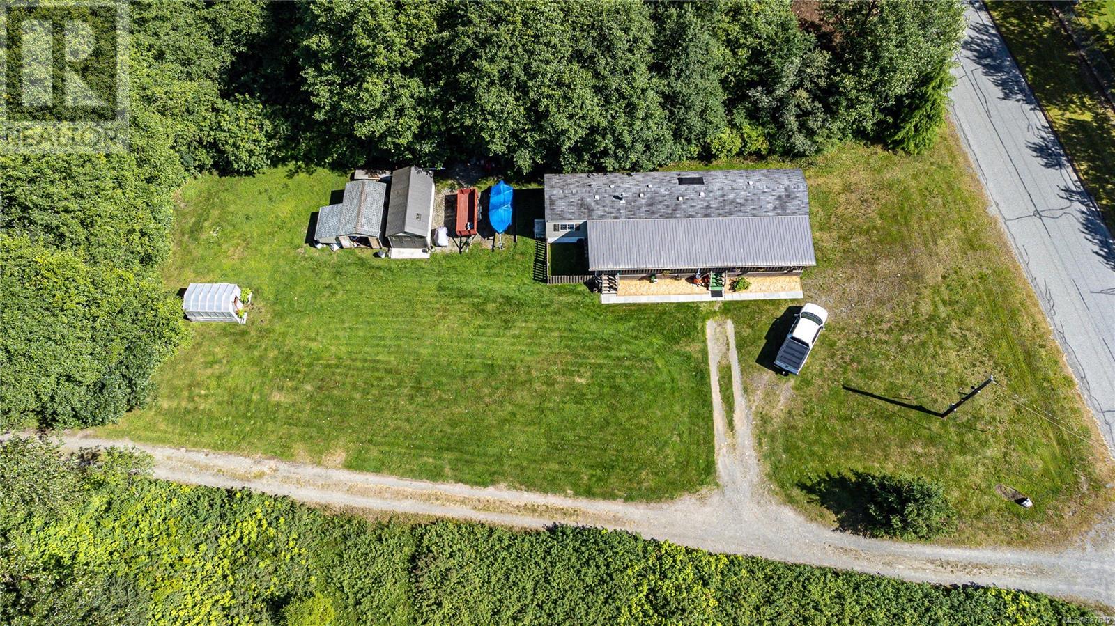 Photo 6 of 701 Kelsey Way, Sayward BC