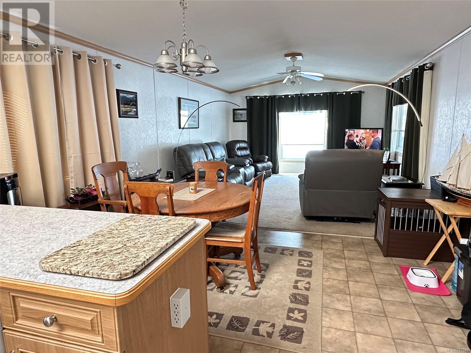 Photo 16 of 701 Kelsey Way, Sayward BC