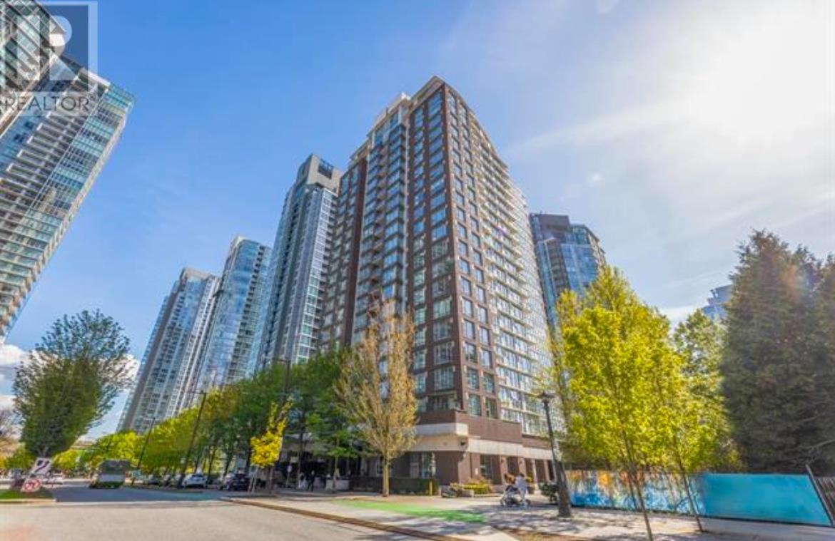 Photo 1 of 201 550 Pacific Street, Vancouver BC