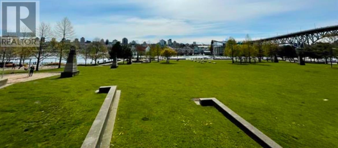 Photo 33 of 201 550 Pacific Street, Vancouver BC