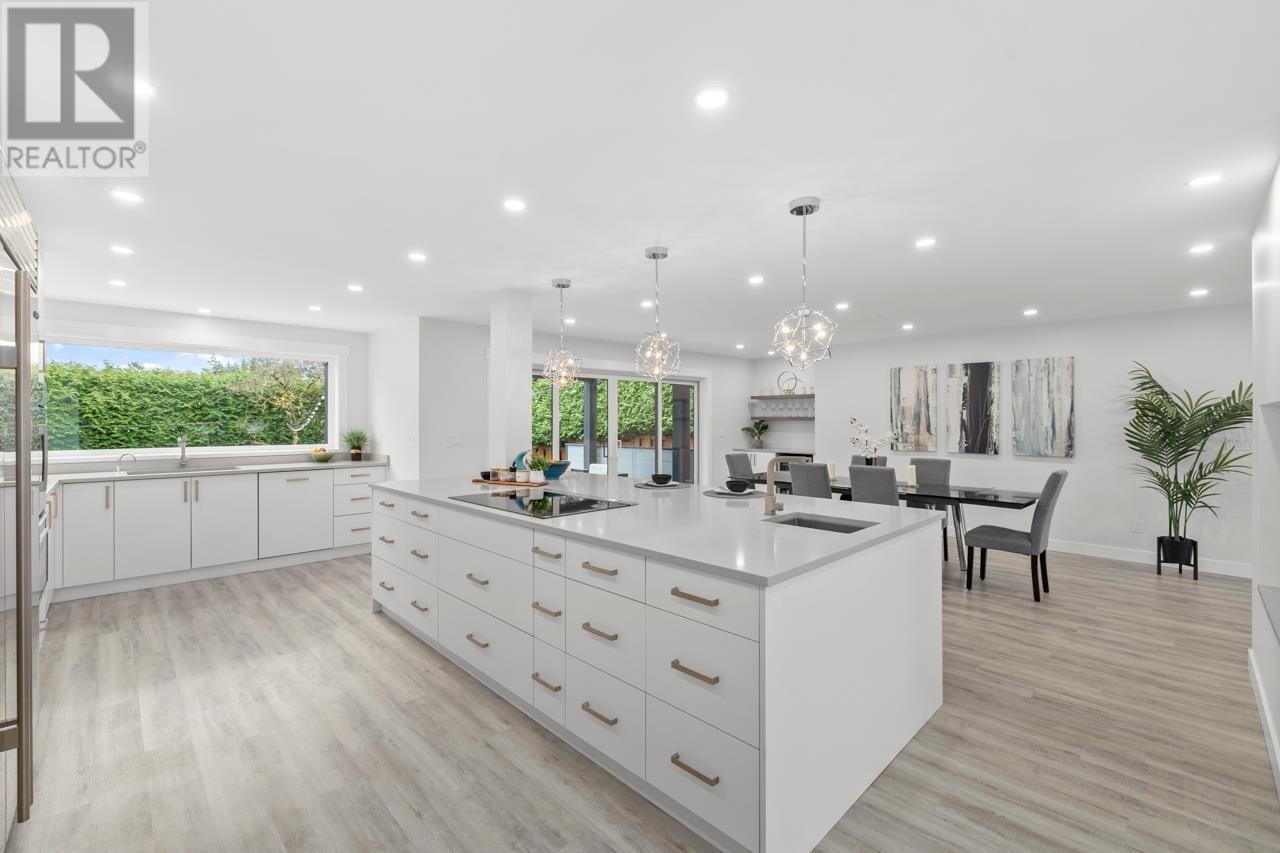 512 TRALEE CRESCENT, Delta real estate listing R2962632