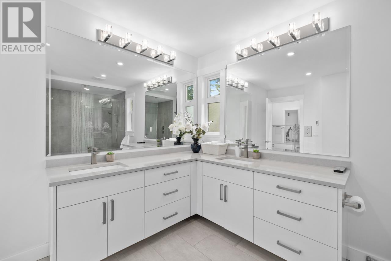 512 TRALEE CRESCENT, Delta real estate listing R2962632