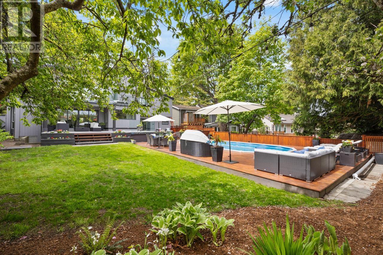 512 TRALEE CRESCENT, Delta real estate listing R2962632