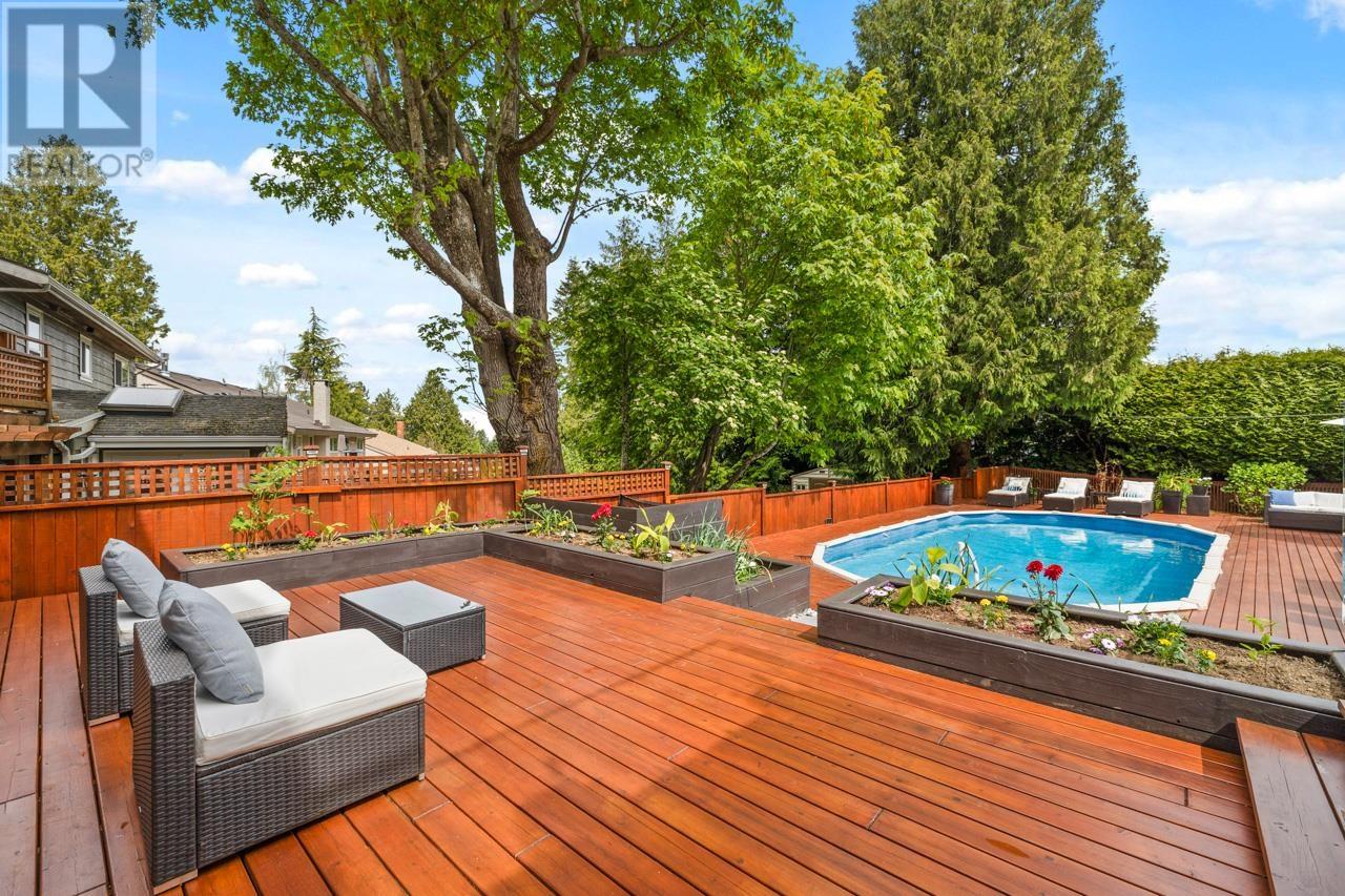 512 TRALEE CRESCENT, Delta real estate listing R2962632