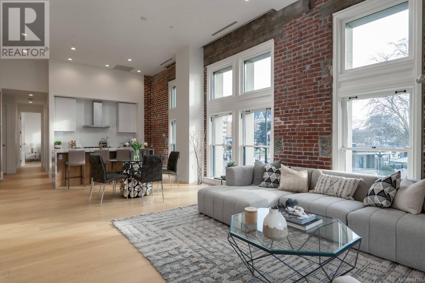 Photo 7 of 209 521 Courtney St, Victoria BC