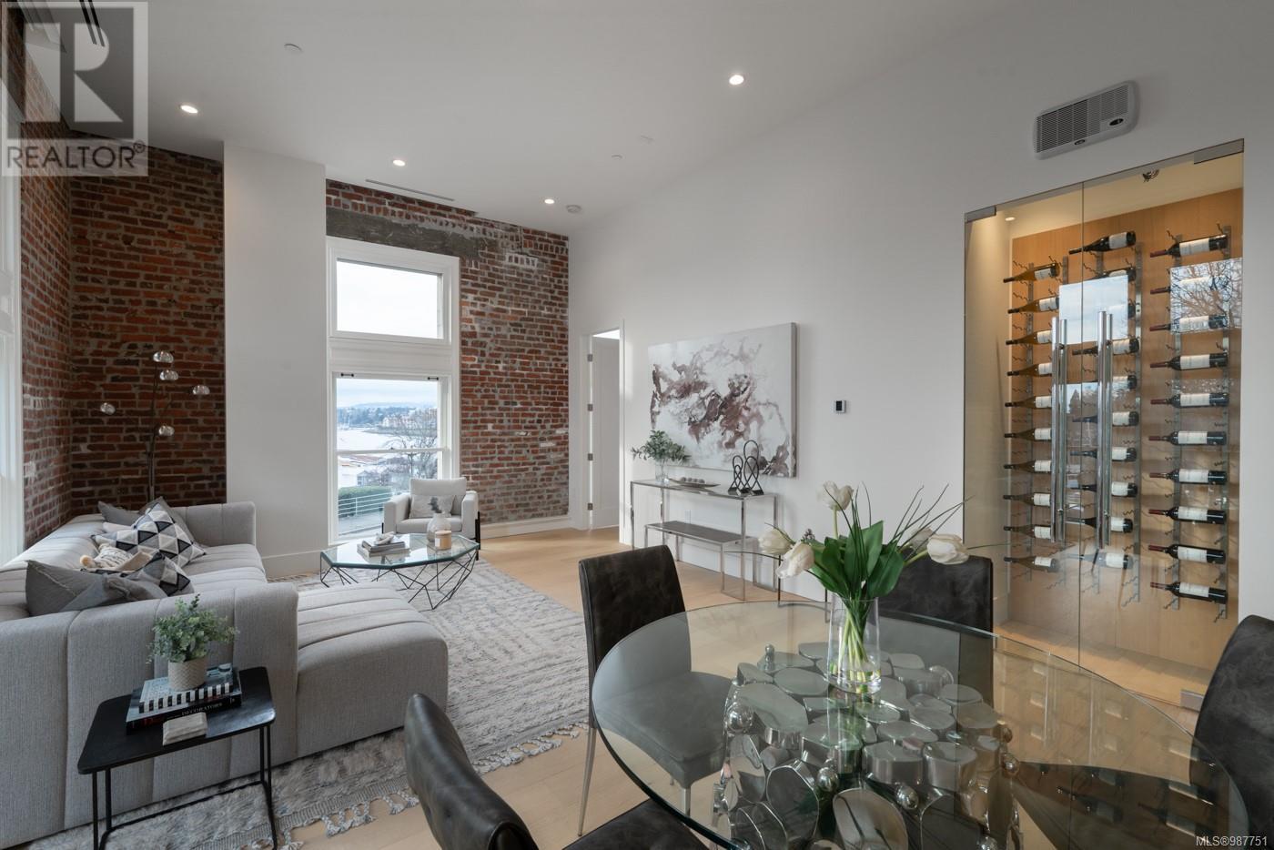 Photo 9 of 209 521 Courtney St, Victoria BC
