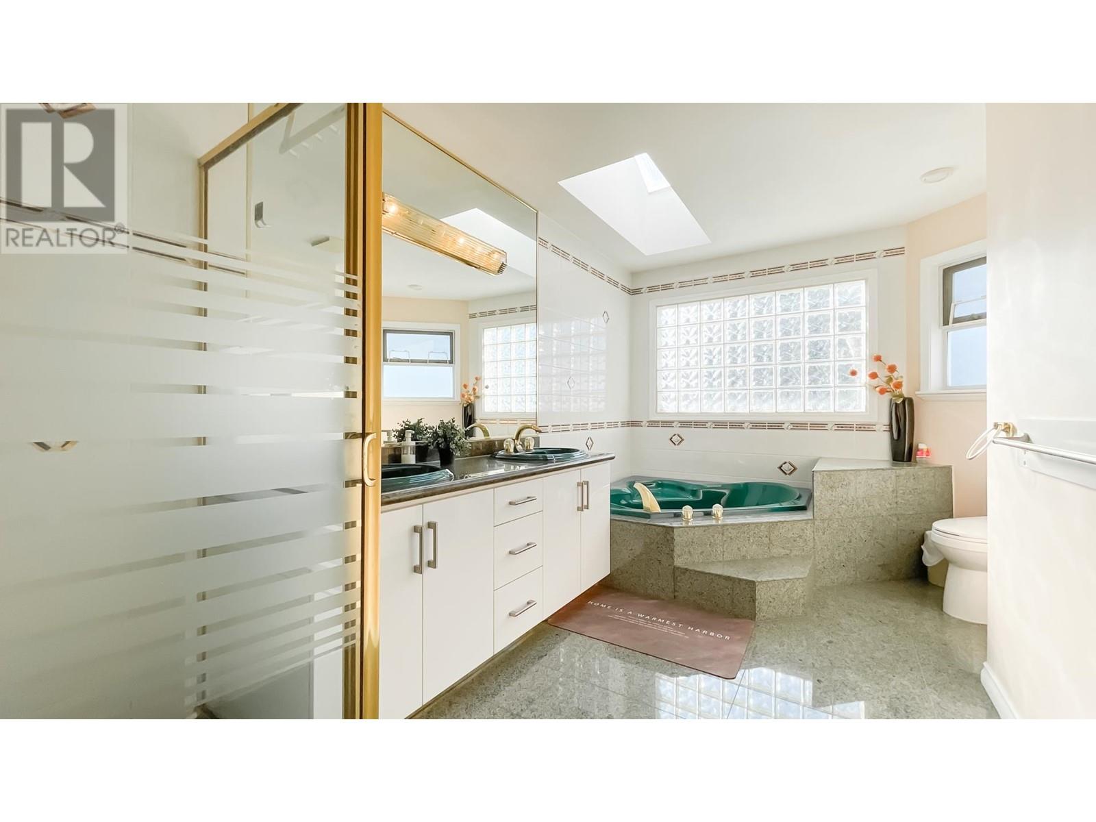 2056 SCARBORO AVENUE, Vancouver