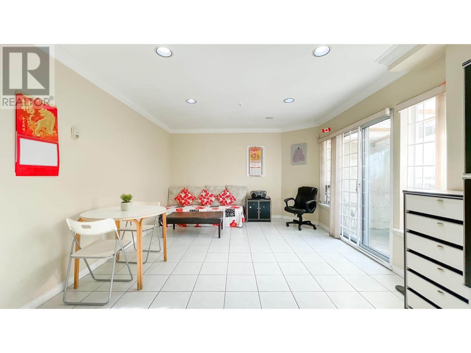 2056 SCARBORO AVENUE, Vancouver
