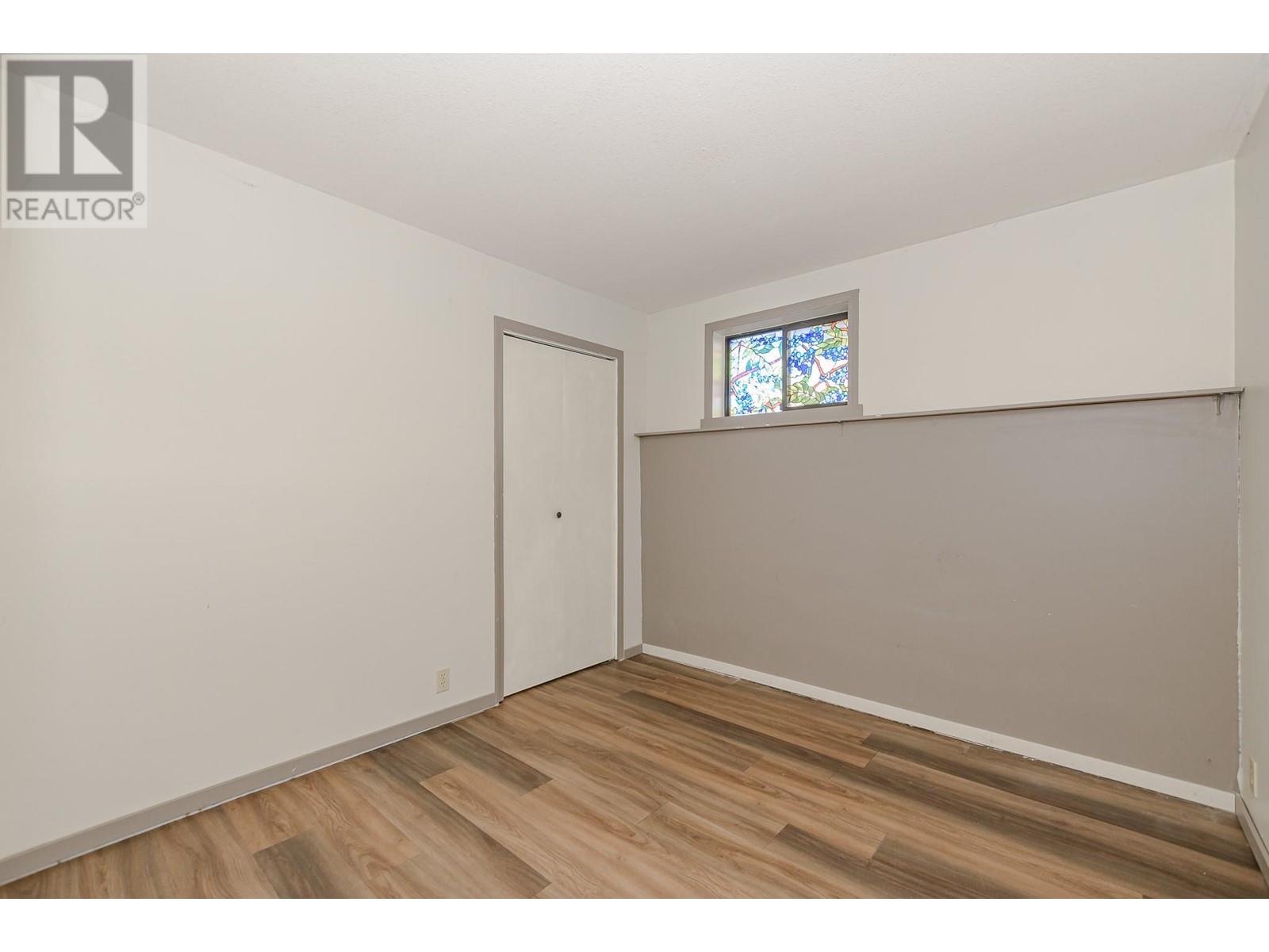 Photo 7 of 80 6 Street Ne, Salmon Arm BC
