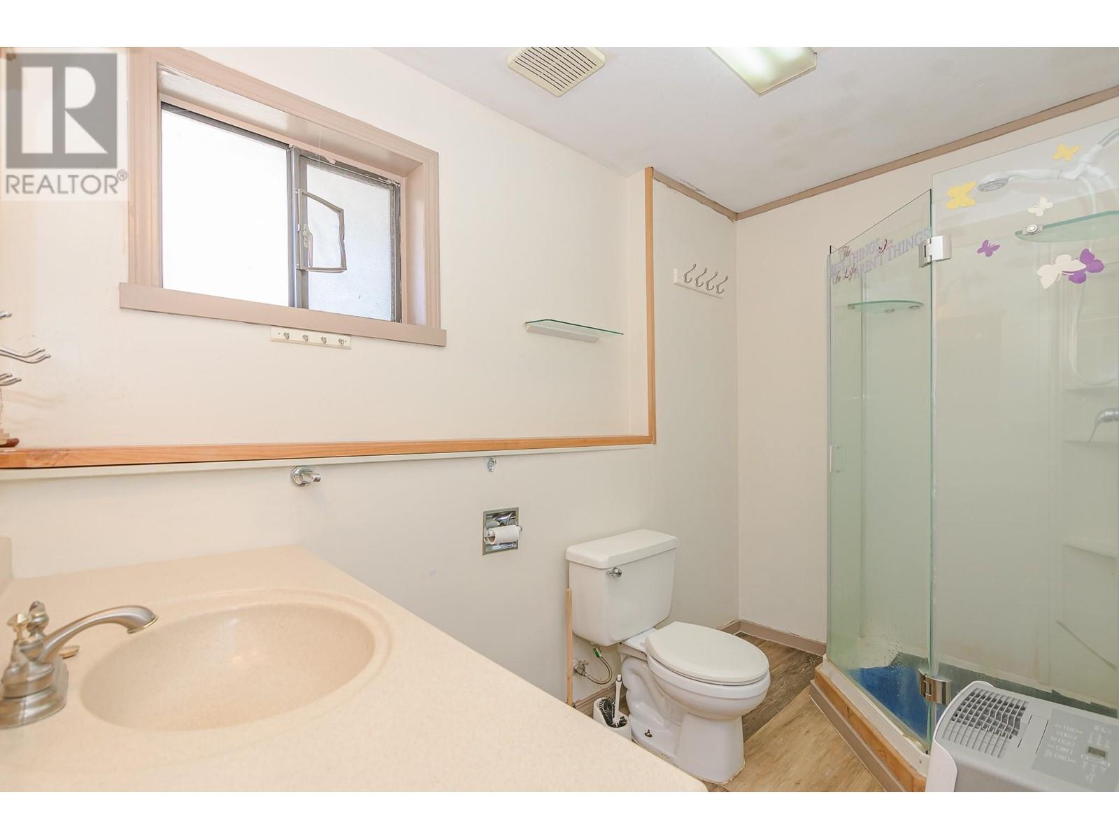 Photo 17 of 80 6 Street Ne, Salmon Arm BC
