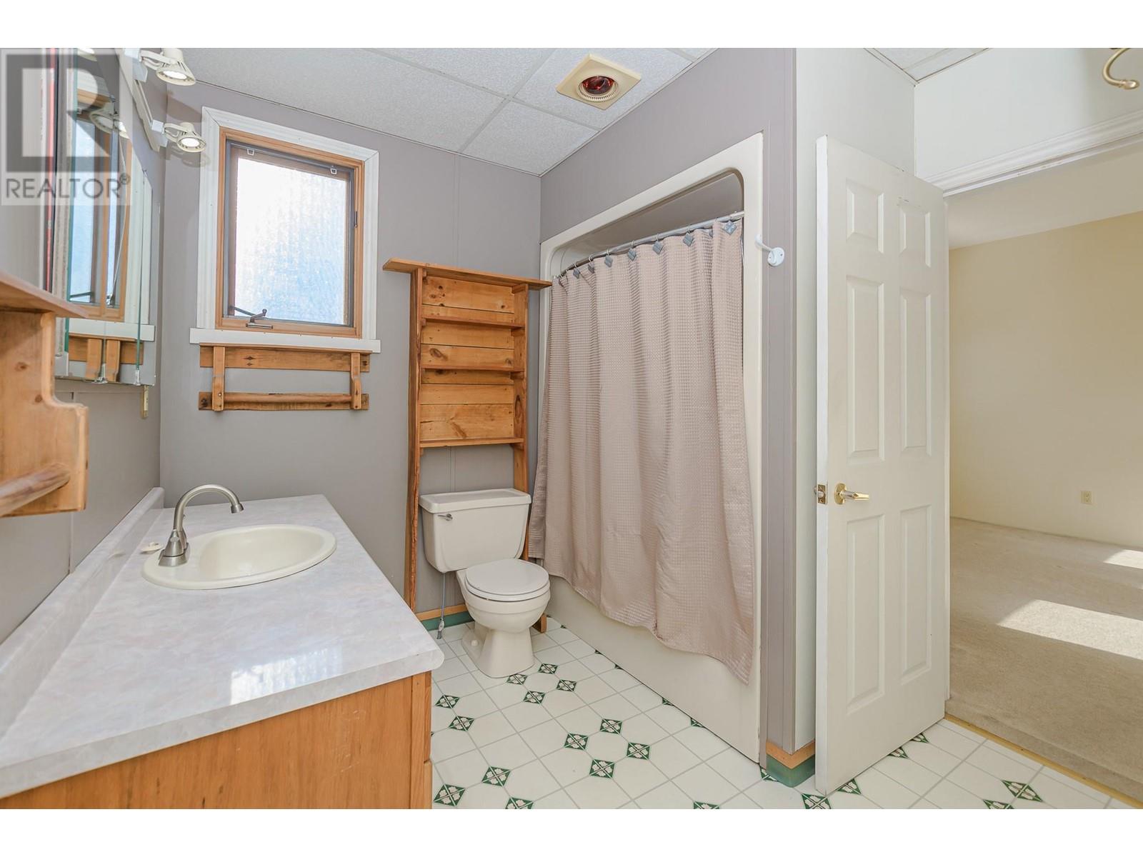 Photo 22 of 80 6 Street Ne, Salmon Arm BC