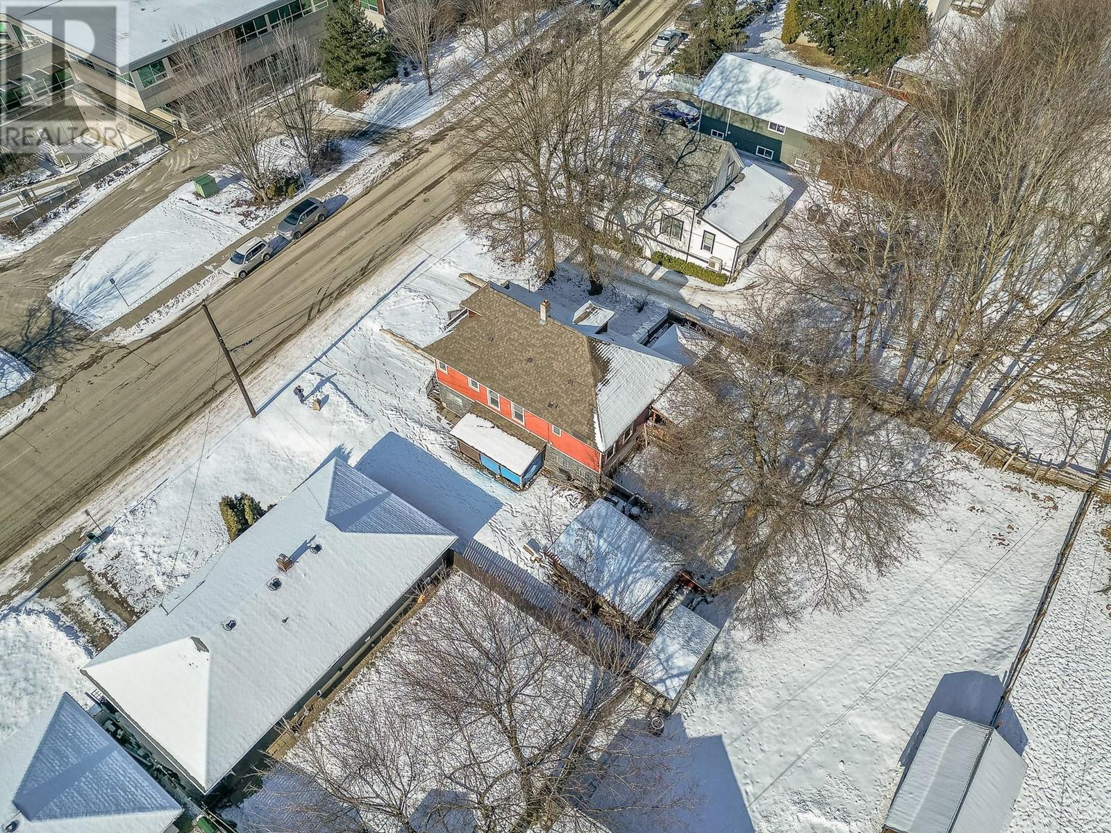 Photo 43 of 80 6 Street Ne, Salmon Arm BC