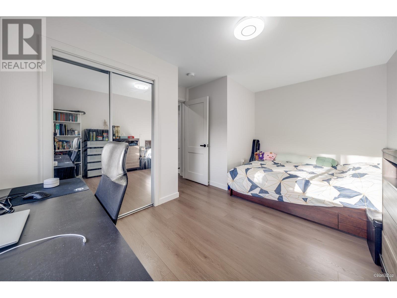 Photo 10 of 7843 Wedgewood Street, Burnaby BC