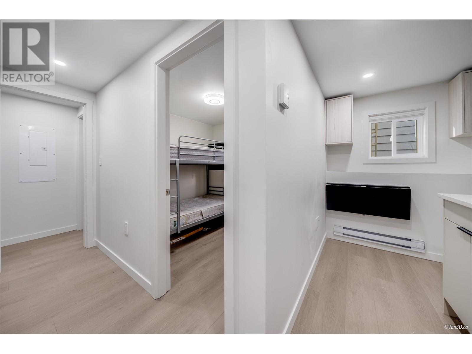Photo 31 of 7843 Wedgewood Street, Burnaby BC