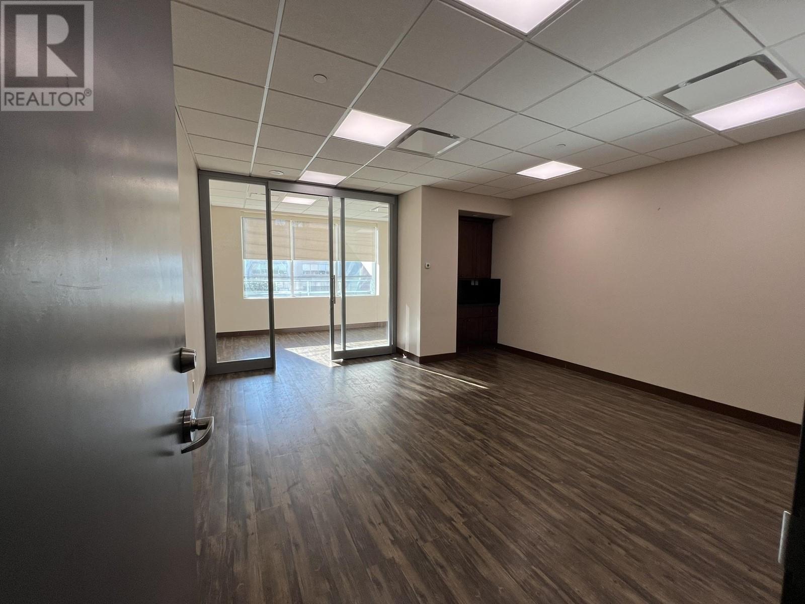 Photo 5 of 341 550 W Broadway, Vancouver BC