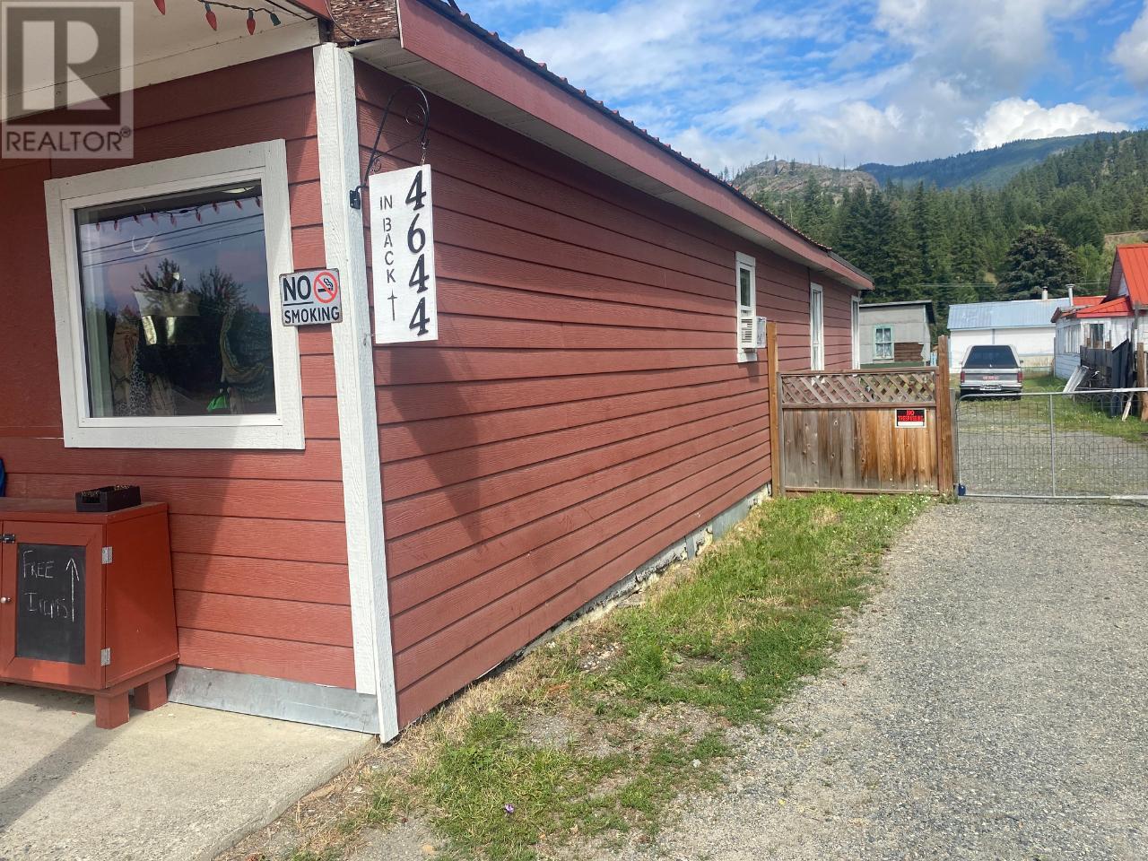 4646 Barriere Town photo 4