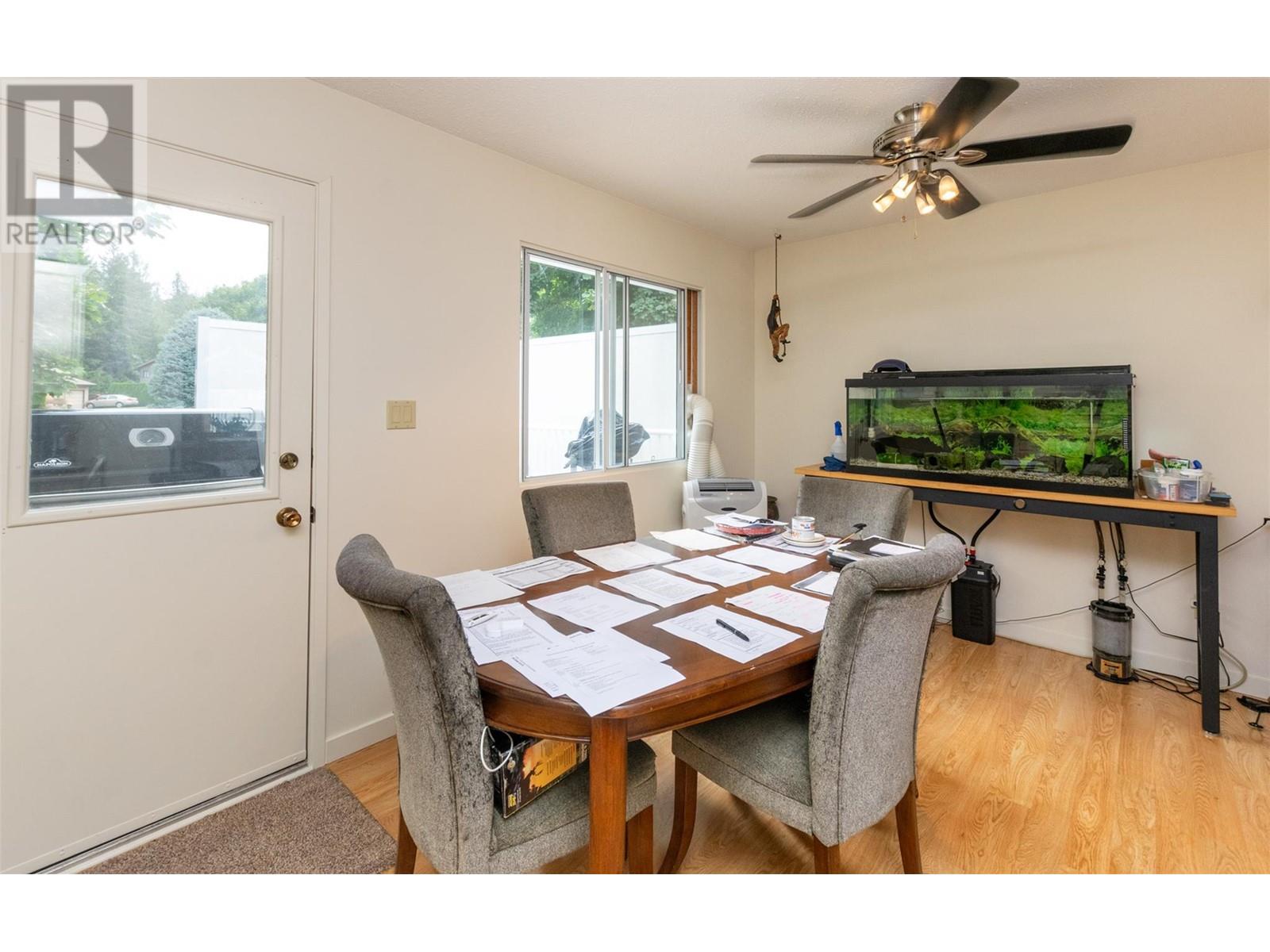  2270 21 Street Northeast, Salmon Arm