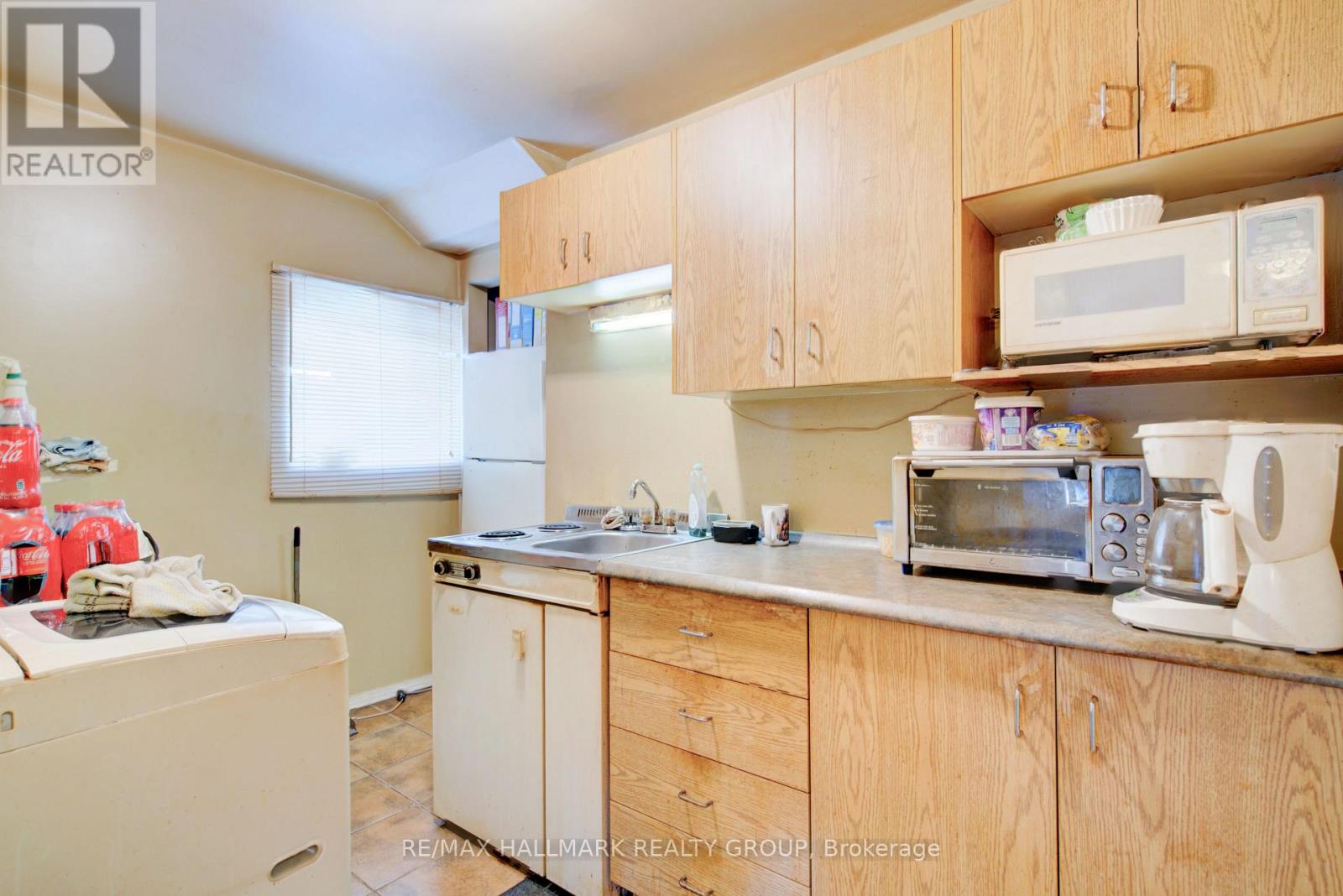 Photo 26 of 58 60 Victoria Avenue, Smiths Falls ON