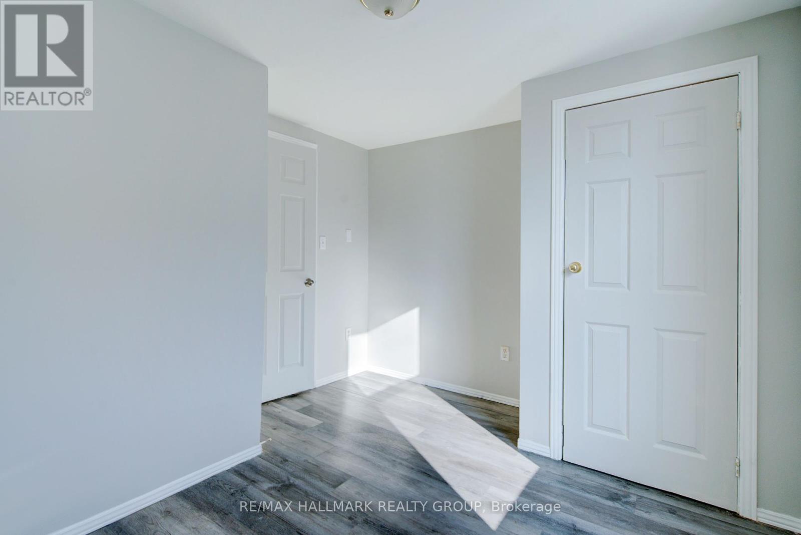 Photo 20 of 58 60 Victoria Avenue, Smiths Falls ON