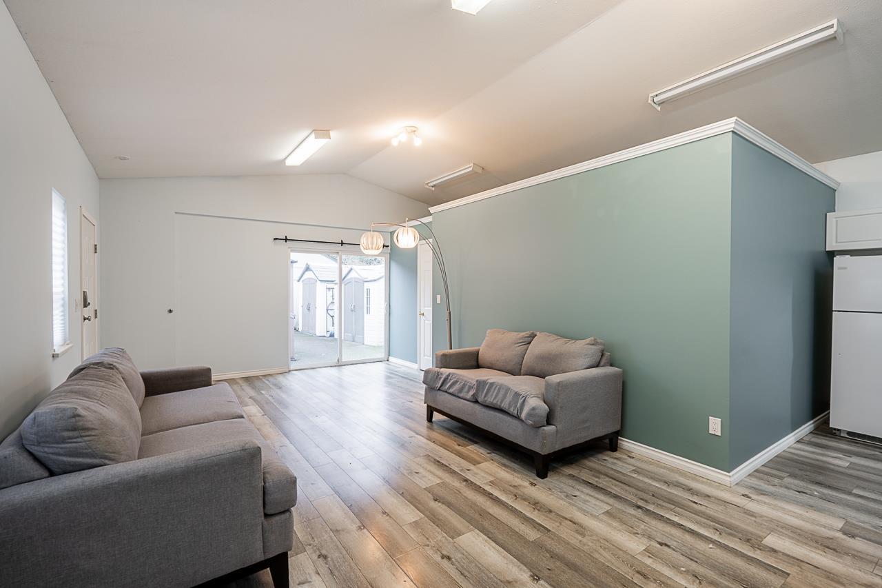 20900 45A AVENUE, Langley