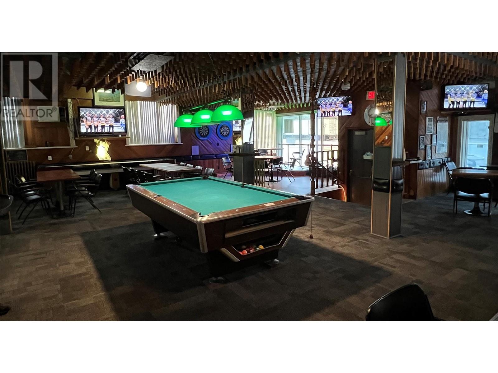 764 ROSSLAND Avenue, Trail