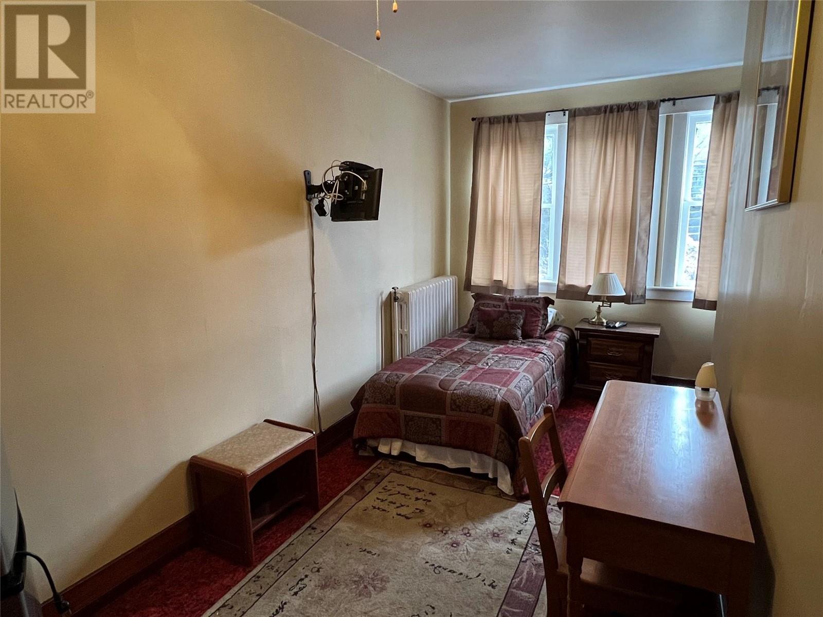 764 ROSSLAND Avenue, Trail