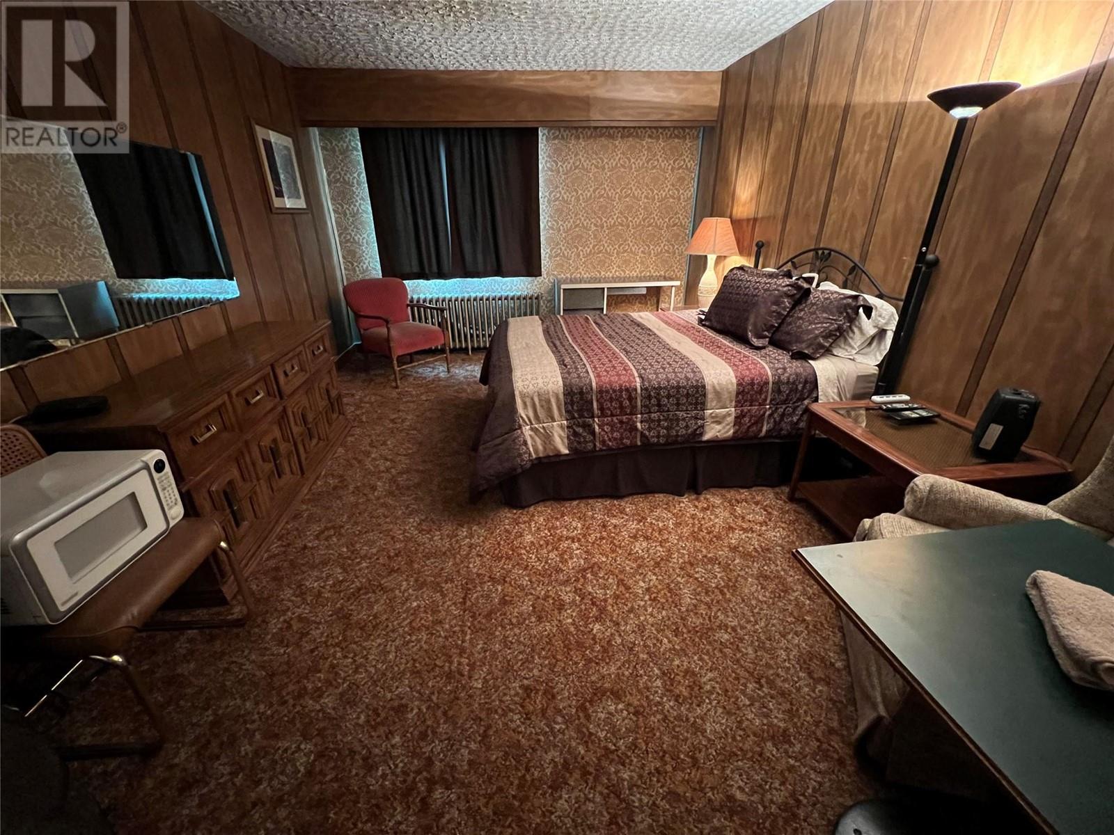 764 ROSSLAND Avenue, Trail