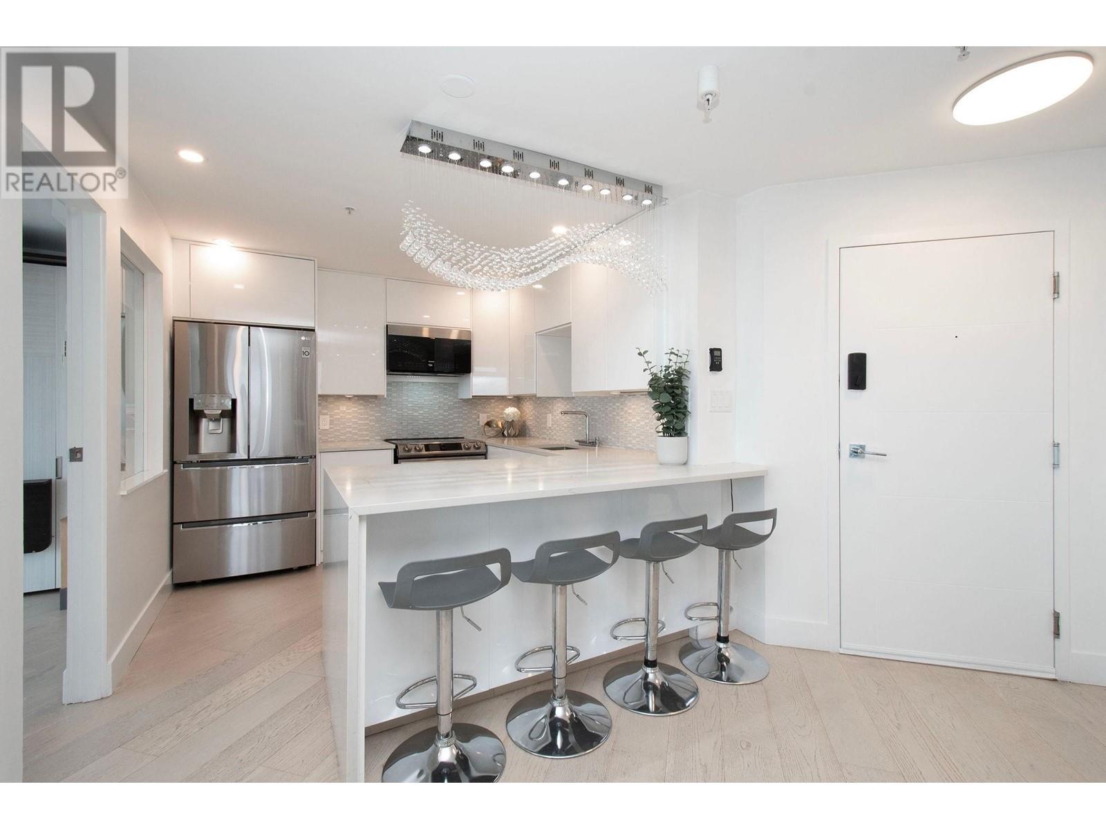 2201 907 BEACH AVENUE, Vancouver