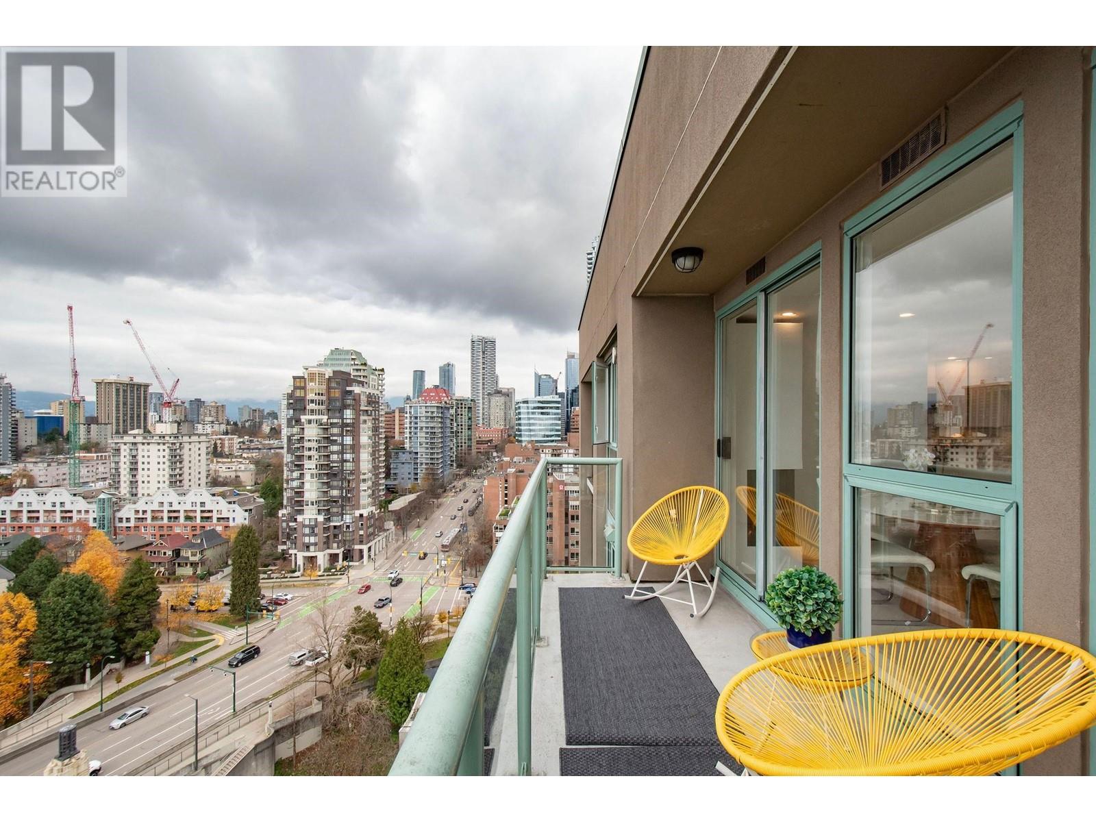 2201 907 BEACH AVENUE, Vancouver