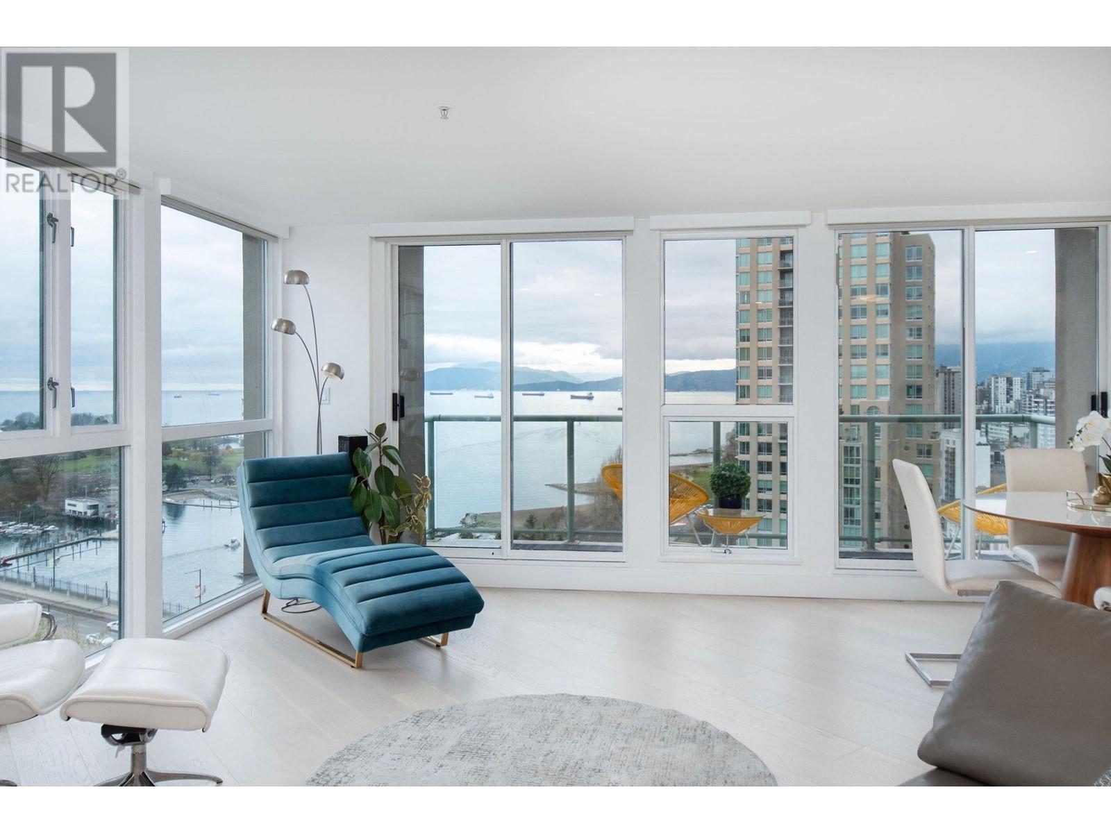 2201 907 BEACH AVENUE, Vancouver