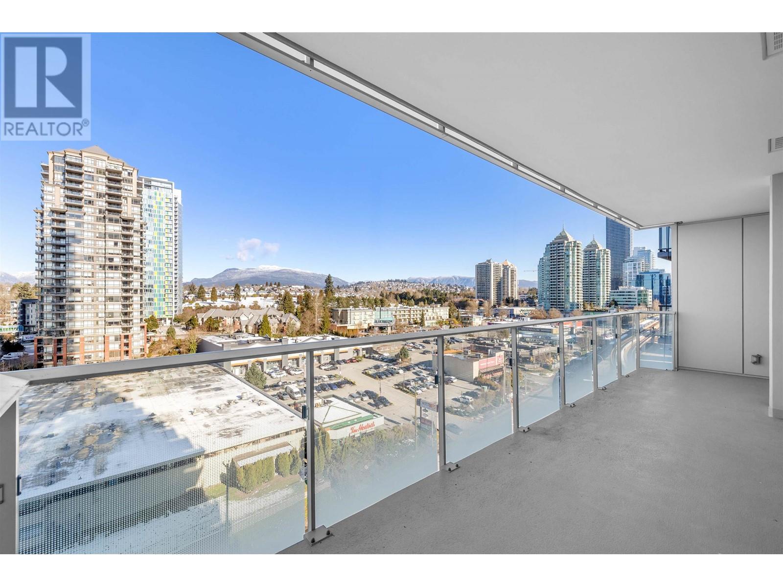 1106 4168 LOUGHEED HIGHWAY, Burnaby